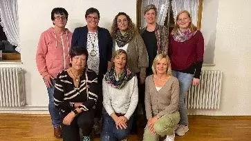 Gruppenfoto der Vorstandschaft der Frauengemeinschaft Boll