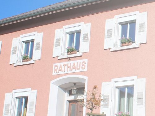 Bild Rathaus Frontansicht